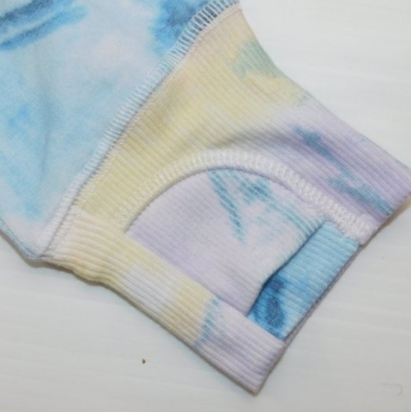 Sale EDDIE BAUER - Tie Dye Infinity Criss Cross Top (Pastel) - Picture 12 of 12